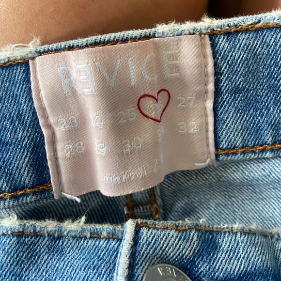 Revice Jeans Dream Fit Sweet Monday Wash Distressed High Waisted Denim size 26 - Picture 10 of 10